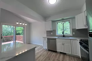 3345 Minnesota Ln N, Plymouth, MN 55447 - Photo 9