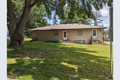 8542 Plymouth Avenue N, Minneapolis, MN 55427 - Photo 17