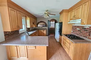 10609 32nd Ave N, Plymouth, MN 55441 - Photo 3