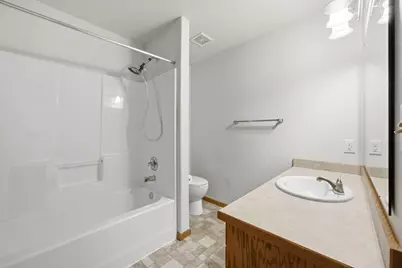 4419 48th Street S, Fargo, ND 58104 - Photo 15