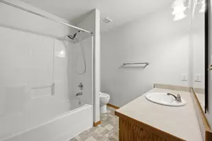 4419 48th St S, Fargo, ND 58104 - Photo 15