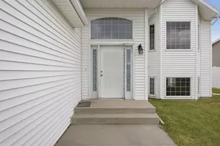 4419 48th St S, Fargo, ND 58104 - Photo 3