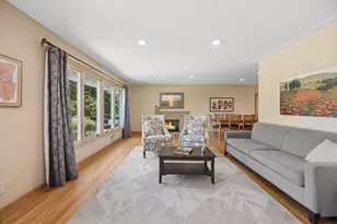 6204 Ashcroft Ln, Edina, MN 55424 - Photo 3