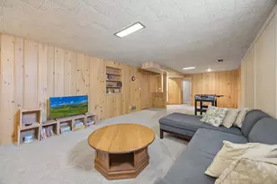 6204 Ashcroft Ln, Edina, MN 55424 - Photo 25