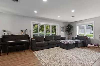 8204 Horizon Drive, Shakopee, MN 55379 - Photo 13