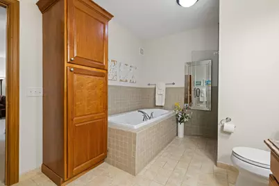 408 Parkers Lake Road #206, Wayzata, MN 55391 - Photo 35
