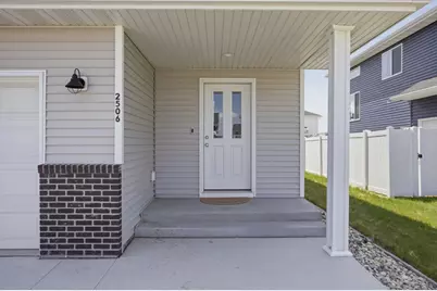2506 Fulton Loop S, Fargo, ND 58104 - Photo 3