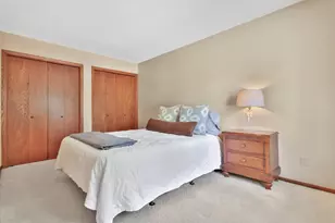 8286 Kingslee Rd, Bloomington, MN 55438 - Photo 23