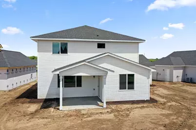 386 Laurel Place, River Falls, WI 54022 - Photo 5