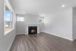 386 Laurel Pl, River Falls, WI 54022 - Photo 11