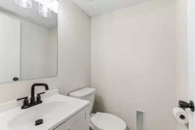 6677 Stillwater Boulevard N, Oakdale, MN 55128 - Photo 13