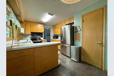 107 S Whitney Street, Marshall, MN 56258 - Photo 5