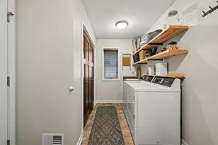 11477 Killarney Dr, Chisago City, MN 55013 - Photo 15