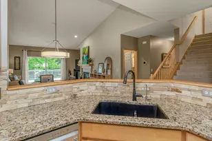 7137 Newbury Rd, Woodbury, MN 55125 - Photo 17