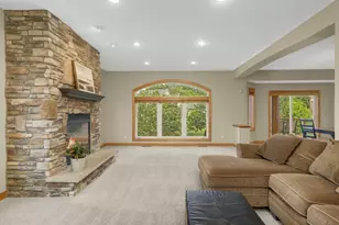 10721 McCool Dr W, Burnsville, MN 55337 - Photo 25