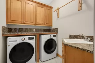10721 McCool Dr W, Burnsville, MN 55337 - Photo 39