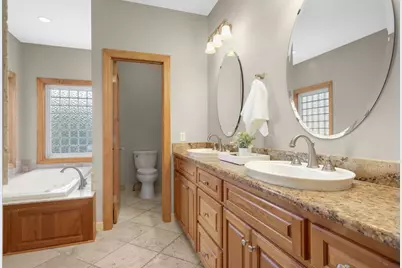 10721 McCool Drive W, Burnsville, MN 55337 - Photo 33