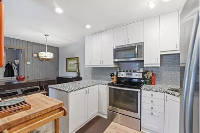 5440 Three Points Boulevard #523, Mound, MN 55364 - Photo 5