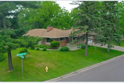 1495 County Road B2 W, Roseville, MN 55113 - Photo 33