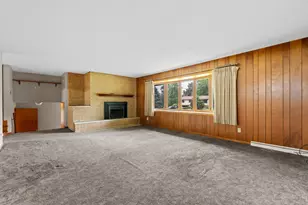 3816 Lillie Ct SW, Rochester, MN 55902 - Photo 5