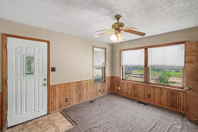 104 Sherburne Street N, Stillwater, MN 55082 - Photo 3