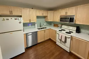 26 10th Street W, Saint Paul, MN 55102 - Photo 3