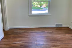 705 11th St SW, Willmar, MN 56201 - Photo 17