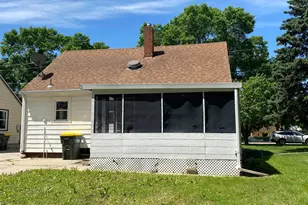 705 11th St SW, Willmar, MN 56201 - Photo 23