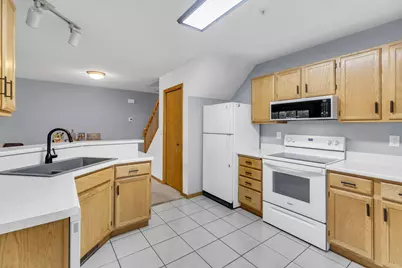 1257 Birch Court #7, White Bear Lake, MN 55110 - Photo 9