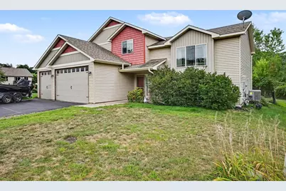 820 Kelly Street, Lino Lakes, MN 55014 - Photo 3