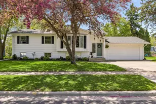 2620 Cedar Ave, White Bear Lake, MN 55110 - Photo 1