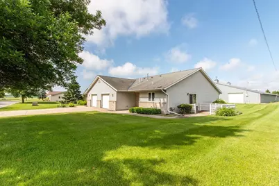 710 S 10th Street, Bird Island, MN 55310 - Photo 29