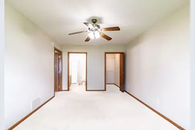710 S 10th Street, Bird Island, MN 55310 - Photo 19