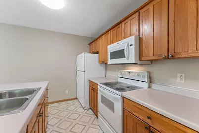 1380 Silver Lake Road NW, New Brighton, MN 55112 - Photo 11