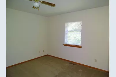 186 Country Lane, Durand, WI 54736 - Photo 11