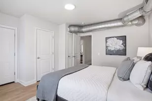 826 20th Ave NE, Minneapolis, MN 55418 - Photo 9