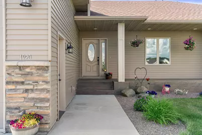 1920 Wolf Berry Place NE, Owatonna, MN 55060 - Photo 5