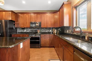 1920 Wolf Berry Pl NE, Owatonna, MN 55060 - Photo 23