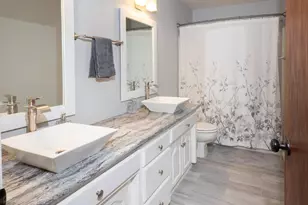 3228 36th Ave S, Fargo, ND 58104 - Photo 39