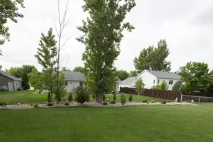 3228 36th Ave S, Fargo, ND 58104 - Photo 57