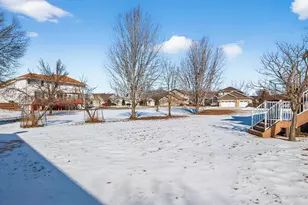 9727 Linden Ave N, Brooklyn Park, MN 55443 - Photo 49