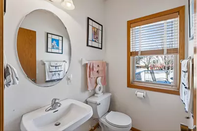 9727 Linden Avenue N, Brooklyn Park, MN 55443 - Photo 23