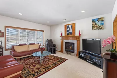 9727 Linden Avenue N, Brooklyn Park, MN 55443 - Photo 13