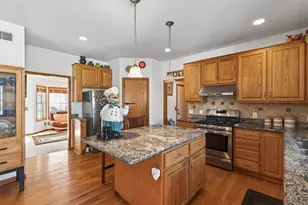 9727 Linden Ave N, Brooklyn Park, MN 55443 - Photo 21
