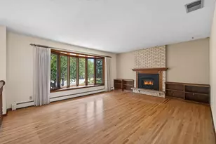 2352 Sioux Ct, New Brighton, MN 55112 - Photo 5