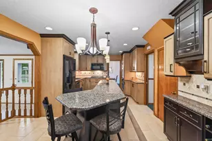 1665 5th St NW, New Brighton, MN 55112 - Photo 13