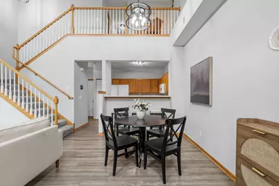 713 Cobblestone Way, Shakopee, MN 55379 - Photo 3