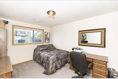 5242 49th Avenue S, Fargo, ND 58104 - Photo 27