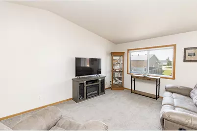 5242 49th Avenue S, Fargo, ND 58104 - Photo 7