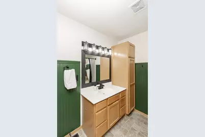 5242 49th Avenue S, Fargo, ND 58104 - Photo 23